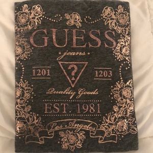 Guess T-shirt